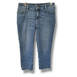 St. John's Bay Women's blue medium wash floral embroidery hemline capri jeans